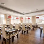 Hotel Exe Sao Lazaro 4*