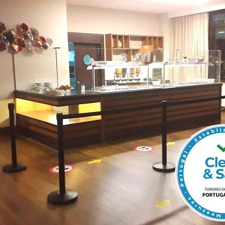 호텔 Exe Sao Lazaro 4*