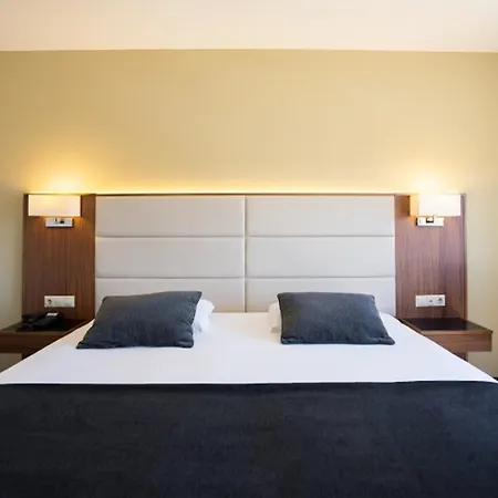 호텔 Exe Sao Lazaro 4*