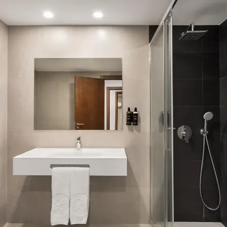 Exe Sao Lazaro מלון 4*