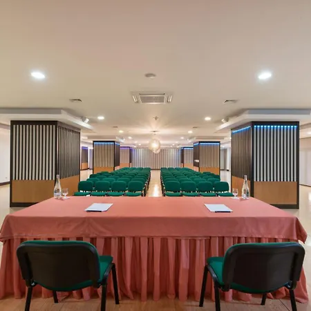 Hotel Exe Sao Lazaro 4*