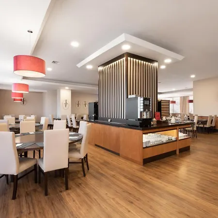 Exe Sao Lazaro Hotel