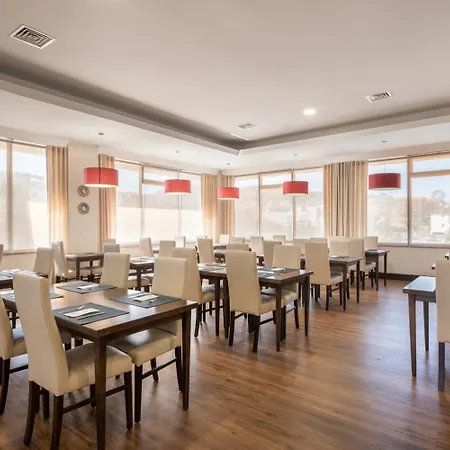 Hotel Exe Sao Lazaro 4*
