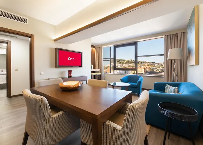 Hotel Exe São Lázaro 4*